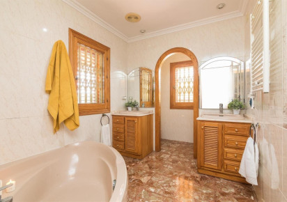 Rynek wtórny · detached house · Elche/Elx · Corte Ingles