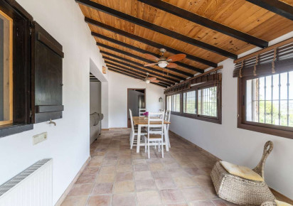 Rynek wtórny · detached house · La Fustera