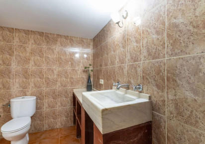 Rynek wtórny · detached house · La Fustera