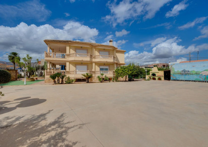 Rynek wtórny · detached house · Orihuela · Hurchillo