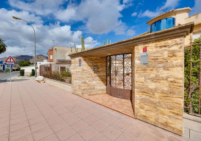 Rynek wtórny · detached house · Orihuela · Hurchillo