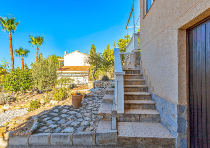 Rynek wtórny · Detached House / Villa · Torrevieja · Los balcones