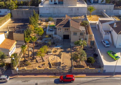 Rynek wtórny · Detached House / Villa · Torrevieja · Los balcones