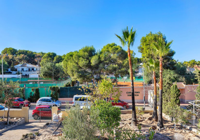 Rynek wtórny · Detached House / Villa · Torrevieja · Los balcones