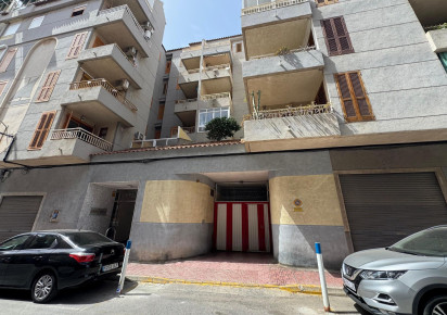 Rynek wtórny · Garaje · Torrevieja · Playa Acequion