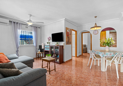 Rynek wtórny · House · Torrevieja · Habaneras