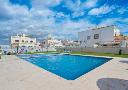 Rynek wtórny · House · Torrevieja · Habaneras