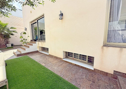 Rynek wtórny · Luxury villa · Orihuela Costa · villamartin