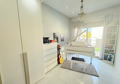 Rynek wtórny · Luxury villa · Orihuela Costa · villamartin