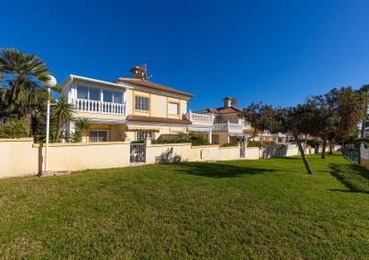 Rynek wtórny · Semi Detached House · La Mata · Playa