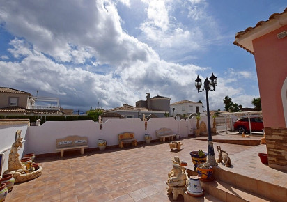 Rynek wtórny · Semidetached villa · Cabo Roig