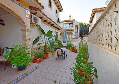 Rynek wtórny · Semidetached villa · Torrevieja · Calas - norte ciudad