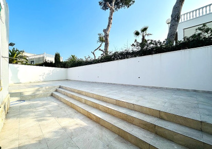 Rynek wtórny · Semidetached villa · Torrevieja · Los balcones