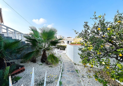 Rynek wtórny · Semidetached villa · Torrevieja · Los balcones