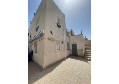 Rynek wtórny · terraced house · Torrevieja · Carrefour