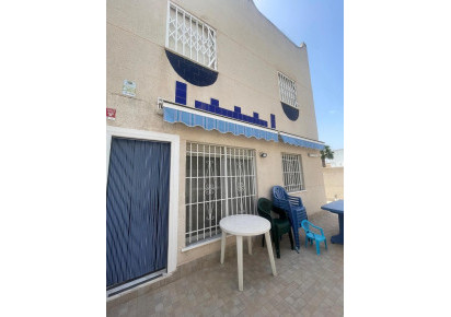 Rynek wtórny · terraced house · Torrevieja · Carrefour