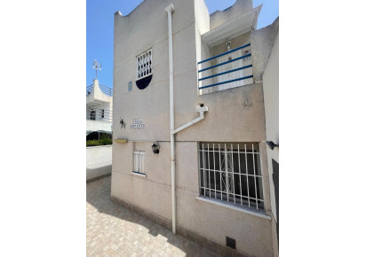 Rynek wtórny · terraced house · Torrevieja · Carrefour