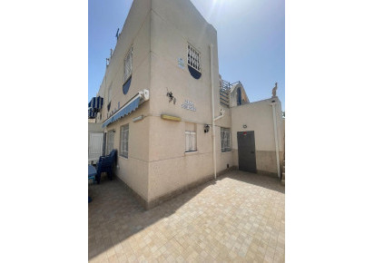 Rynek wtórny · terraced house · Torrevieja · Carrefour