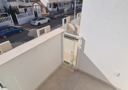 Rynek wtórny · terraced house · Torrevieja · Centro