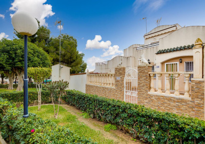 Rynek wtórny · terraced house · Torrevieja · Los balcones