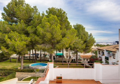 Rynek wtórny · terraced house · Torrevieja · Los balcones