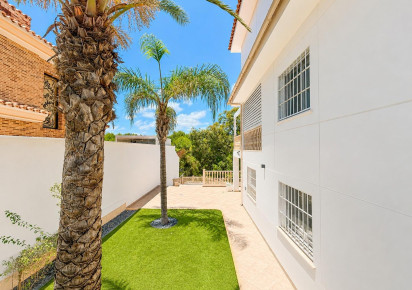 Rynek wtórny · Villa · Dehesa de campoamor · Campoamor