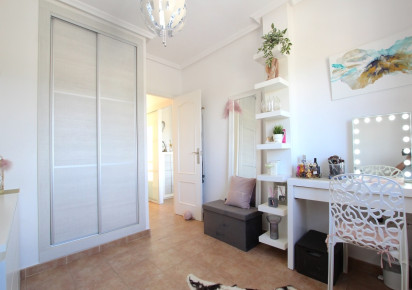 Rynek wtórny · Villa · Guardamar - El Raso