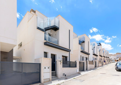 Rynek wtórny · Villa · Orihuela · Orihuela Costa