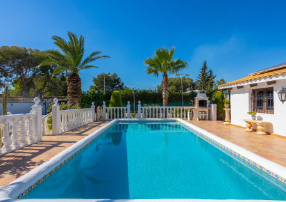 Rynek wtórny · Villa · Orihuela · Orihuela Costa