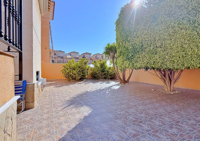 Rynek wtórny · Villa · Orihuela · Orihuela Costa