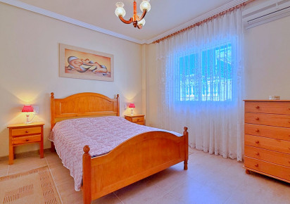 Rynek wtórny · Villa · Orihuela · Orihuela Costa