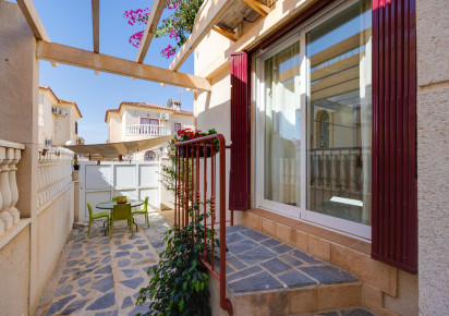 Rynek wtórny · Villa · Torrevieja · Aguas Nuevas