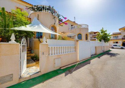 Rynek wtórny · Villa · Torrevieja · Aguas Nuevas