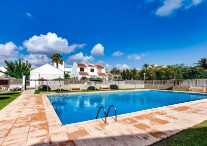 Rynek wtórny · Villa · Torrevieja · Calas blanca