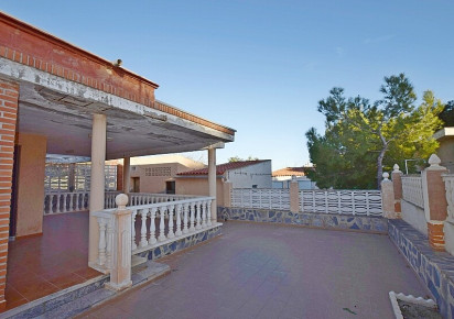 Rynek wtórny · Villa · Torrevieja · Calas - norte ciudad