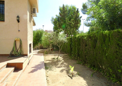 Rynek wtórny · Villa · Torrevieja · Los balcones