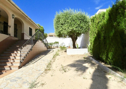 Rynek wtórny · Villa · Torrevieja · Los balcones