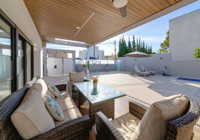 Rynek wtórny · Villa · Torrevieja · Los balcones