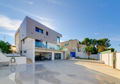 Rynek wtórny · Villa · Torrevieja · Los balcones
