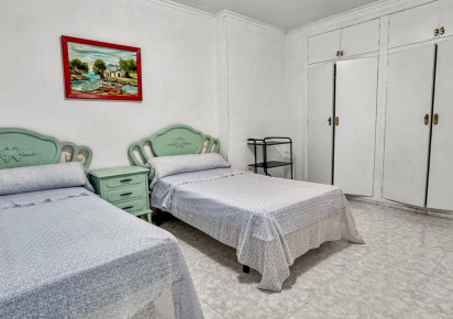 Sale · APARTAMENTO · Torrevieja · Playa de los Locos