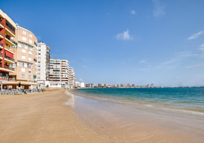 Sale · APARTAMENTO · Torrevieja · playa de los naufragos