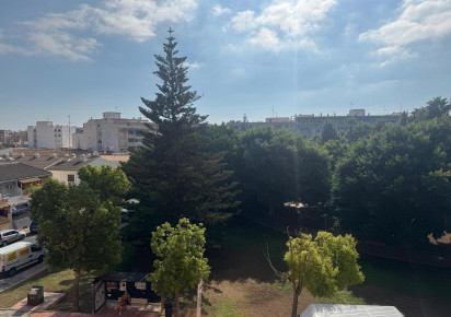 Sale · APARTAMENTO · Torrevieja · Playa del Acequión