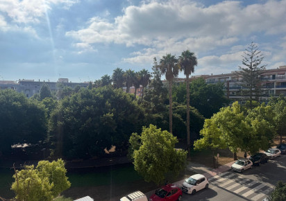 Sale · APARTAMENTO · Torrevieja · Playa del Acequión