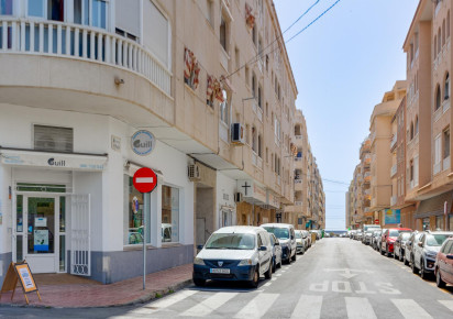 Sale · APARTAMENTO · Torrevieja · Playa del Acequión