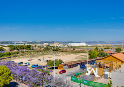 Sale · APARTAMENTO · Torrevieja · Playa del Acequión