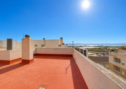Sale · APARTAMENTO · Torrevieja · Playa del Acequión