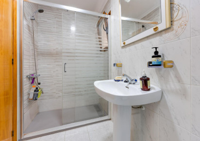 Sale · APARTAMENTO · Torrevieja · Playa del Cura