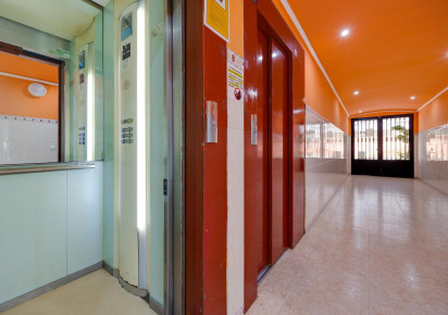 Sale · Apartment · Torrevieja · El Acequión - Los Náufragos