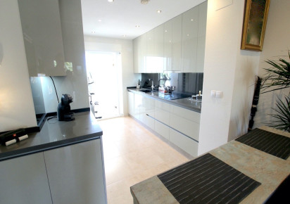 Sale · Apartment · Villamartin