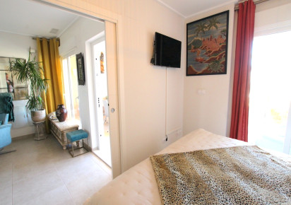 Sale · Apartment · Villamartin
